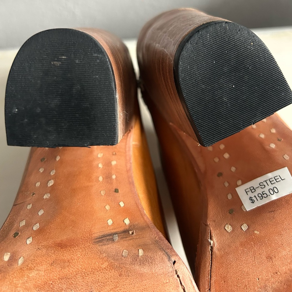 Freebird by Steven Steel leather booties. Brown/tan, zip up, heel. Women’s 9. - Picture 8 of 10